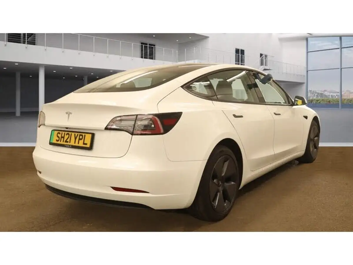 2021-tesla-model-3-e-standard-plus-big-6