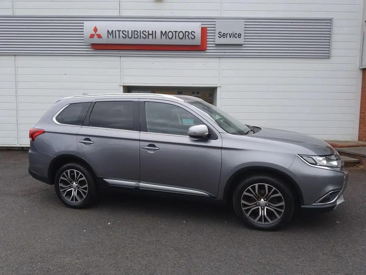 2018-mitsubishi-outlander-22di-d-juro-big-6