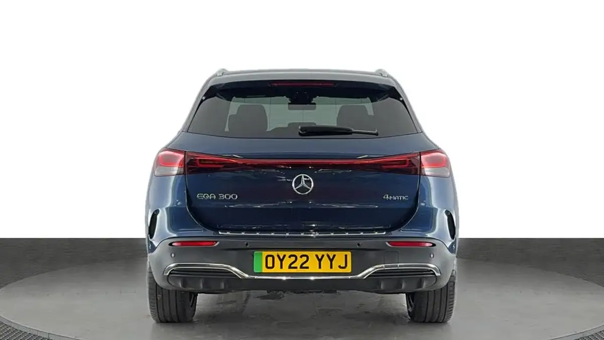 2022-mercedes-benz-eqa-e-eqa-300-amg-line-big-4