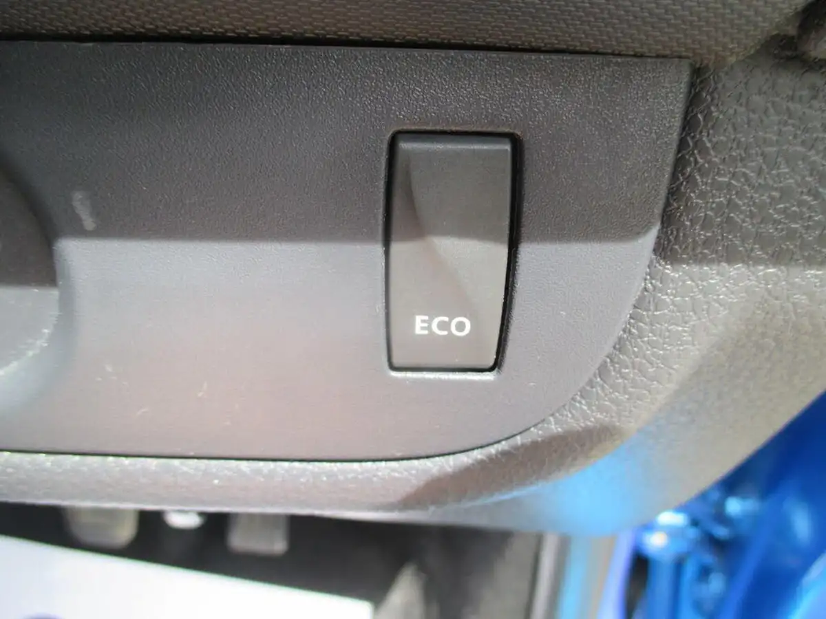 2019-dacia-sandero-stepway-09-tce-essential-big-37