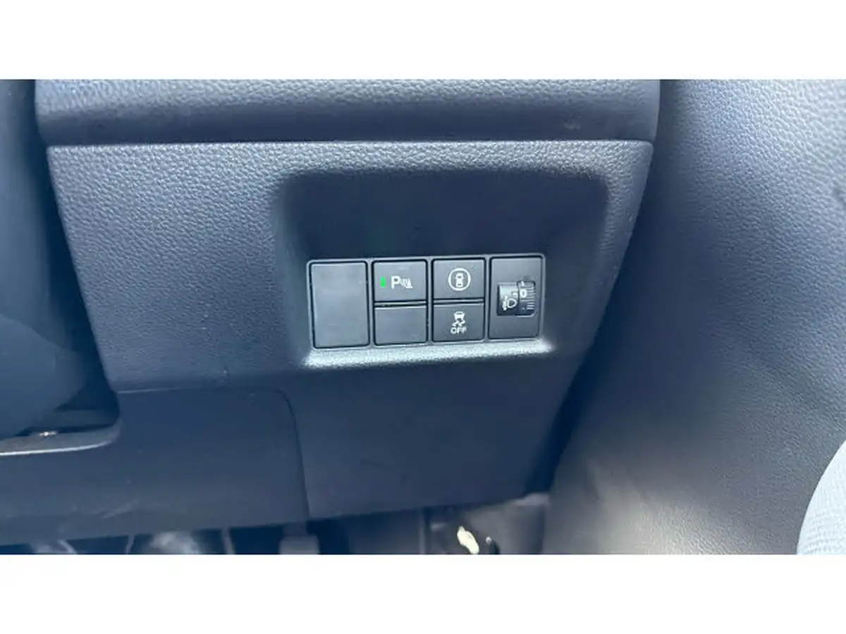 2021-honda-jazz-15-i-mmd-ex-109ps-big-33