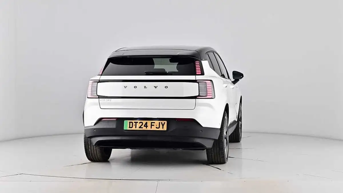 2024-volvo-ex30-e-single-motor-ultra-big-76