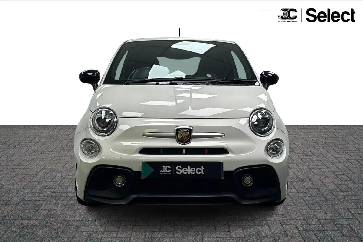 2019-abarth-595-14-tjet-big-10