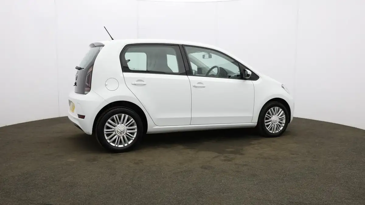 2018-volkswagen-up-10-move-up-ss-5d-big-62