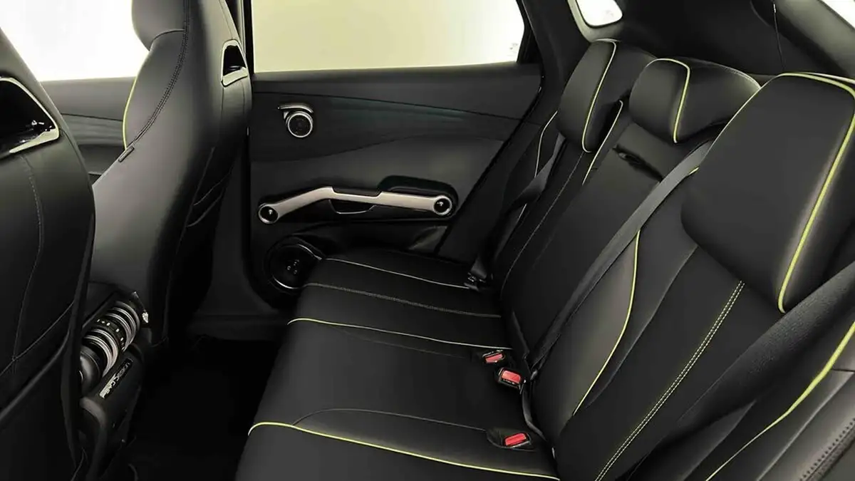2025-byd-atto-3-e-comfort-big-16