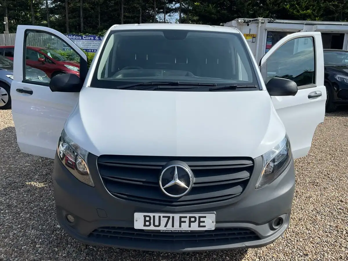2021-mercedes-benz-vito-20cdi-114-progressive-l2-134bhpeu6dt-panel-1749cc-9g-tronic-big-31