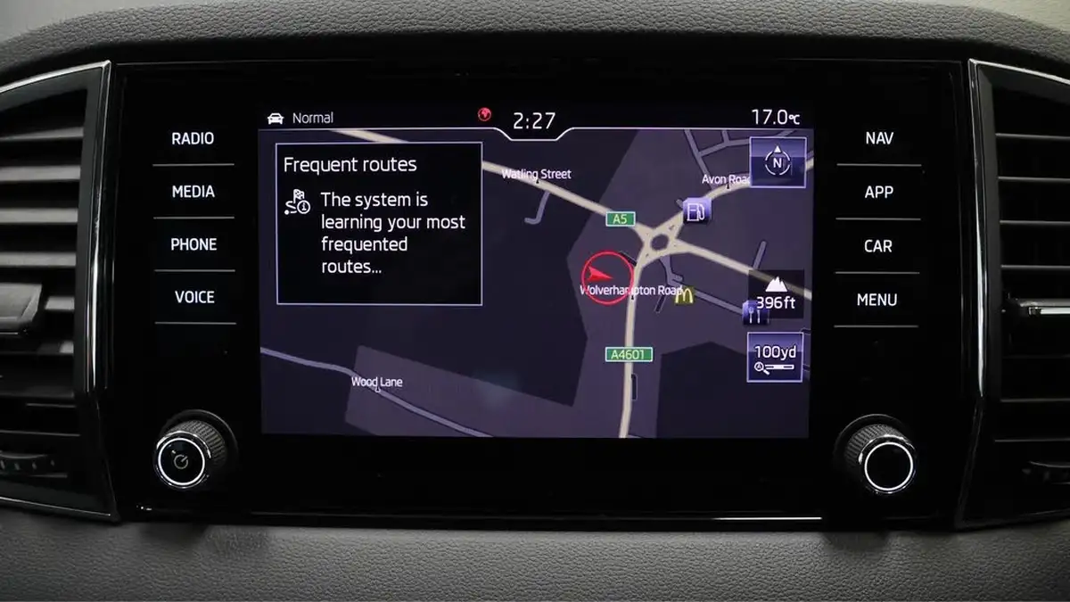 2019-skoda-karoq-15-tsi-se-l-dsg-big-11