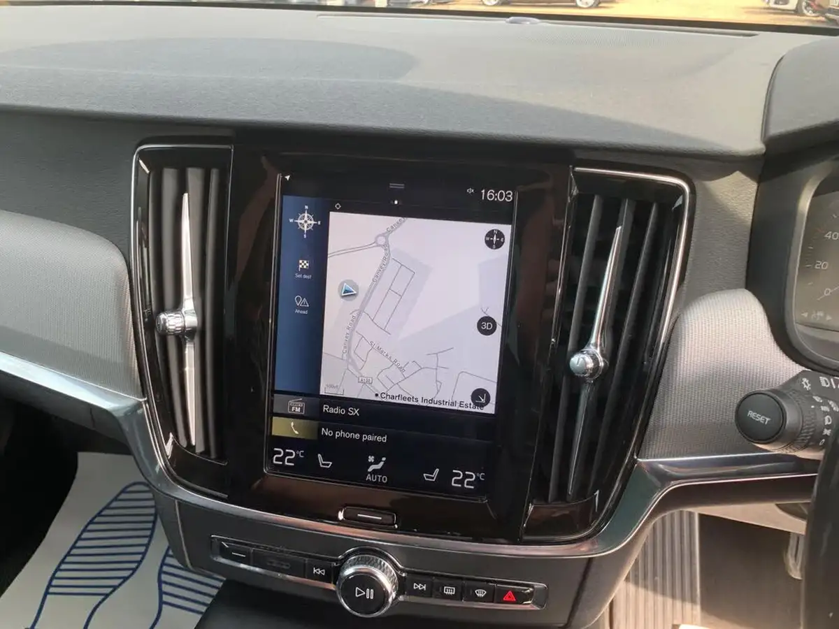 2017-volvo-v90-20td-d4-inscription-big-17