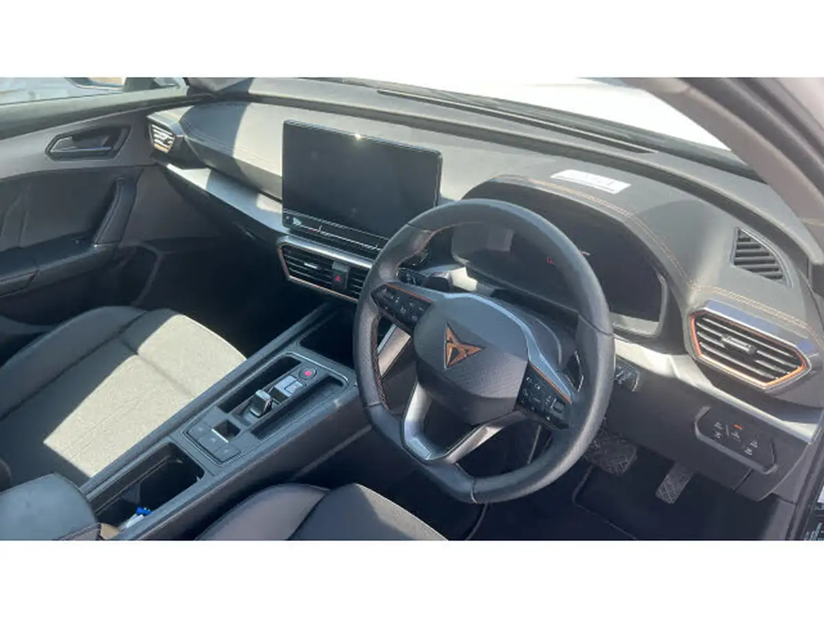 2024-cupra-formentor-14-e-hybrid-v1-big-10