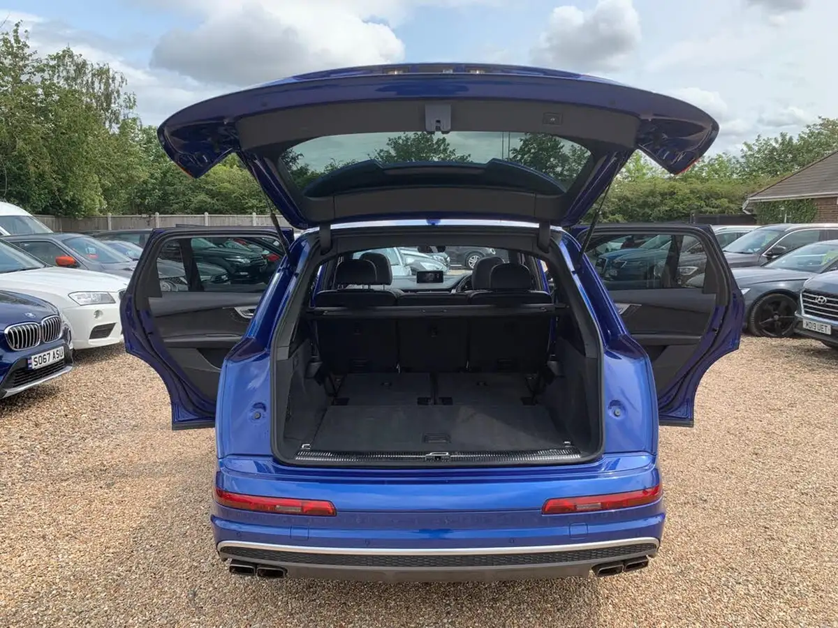 2018-audi-sq7-40tdi-vorsprung-big-77