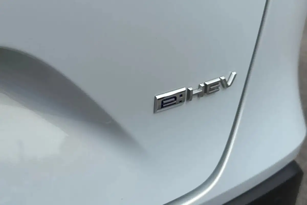 2024-honda-hr-v-15-i-mmd-elegance-big-37