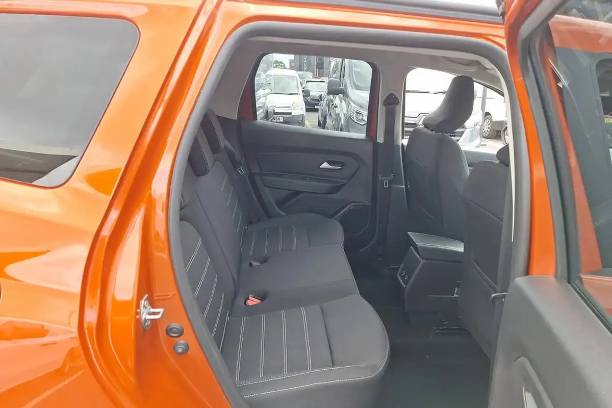 2024-dacia-duster-09-tce-journey-big-31