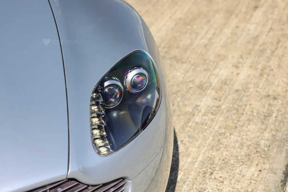 2009-aston-martin-vantage-43-convertible-sportshift-big-54