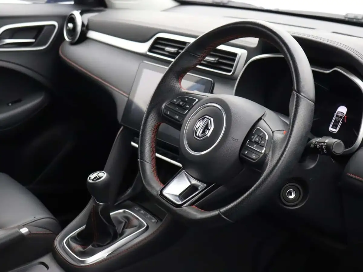 2022-mg-zs-suv-15-vti-tech-exclusive-big-6