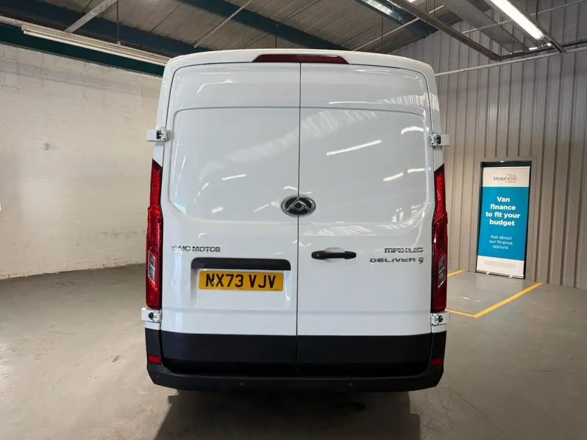 2023-maxus-deliver-9-big-13