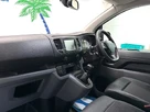 2019-toyota-proace-20d-design-medium-120hpeu6-panel-small-3