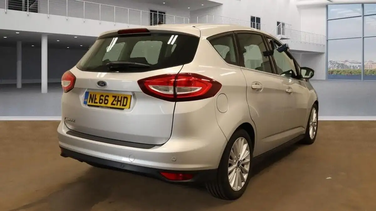 2016-ford-c-max-15tdci-titanium-powershift-big-7