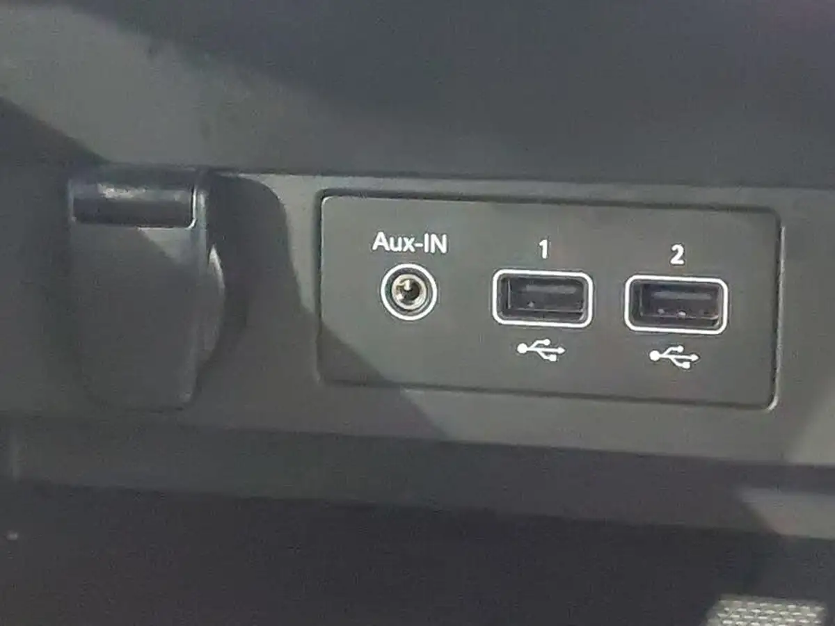 2022-renault-clio-10-tce-se-edition-big-15