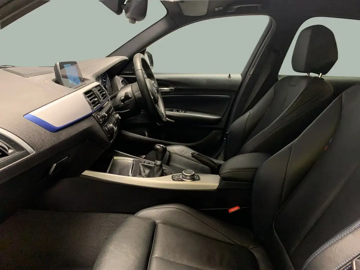 2019-bmw-1-series-15-118i-m-sport-shadow-edition-5d-big-3
