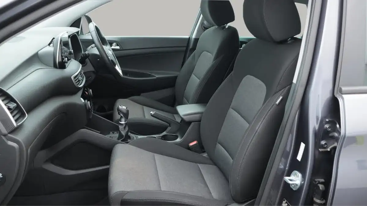 2020-hyundai-tucson-16-gdi-se-nav-big-14