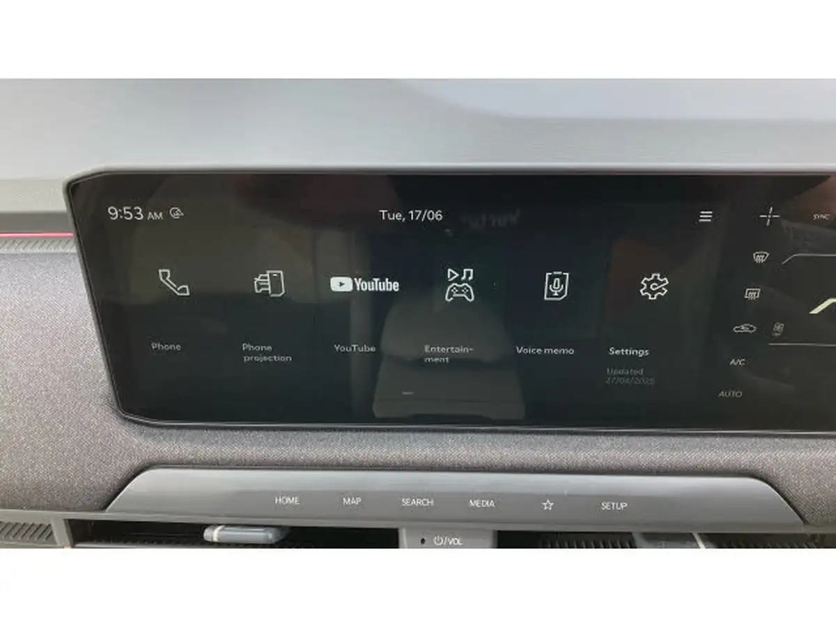 2025-kia-ev3-e-gt-line-s-big-32