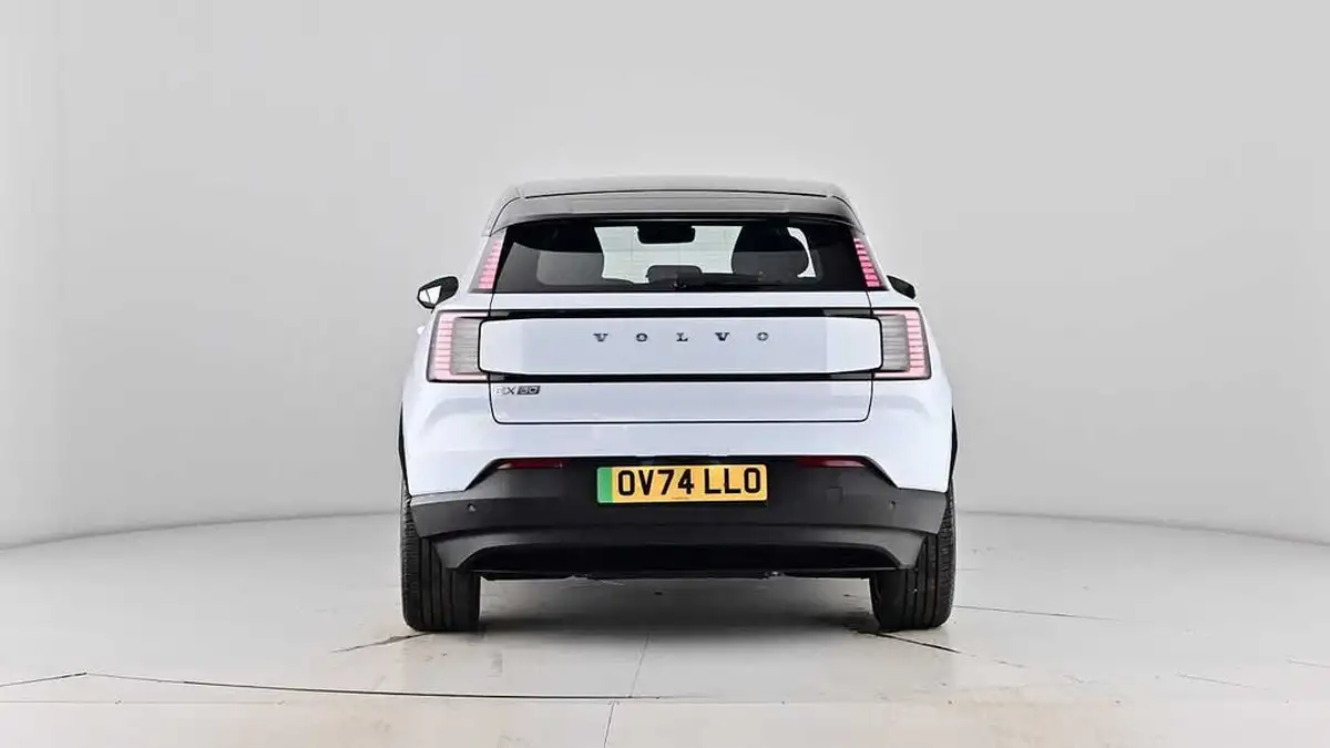 2024-volvo-ex30-e-single-motor-plus-big-72
