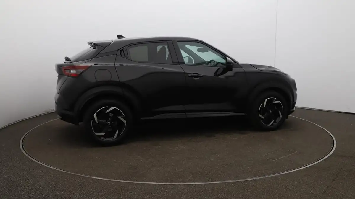 2023-nissan-juke-10-dig-t-n-connecta-big-50