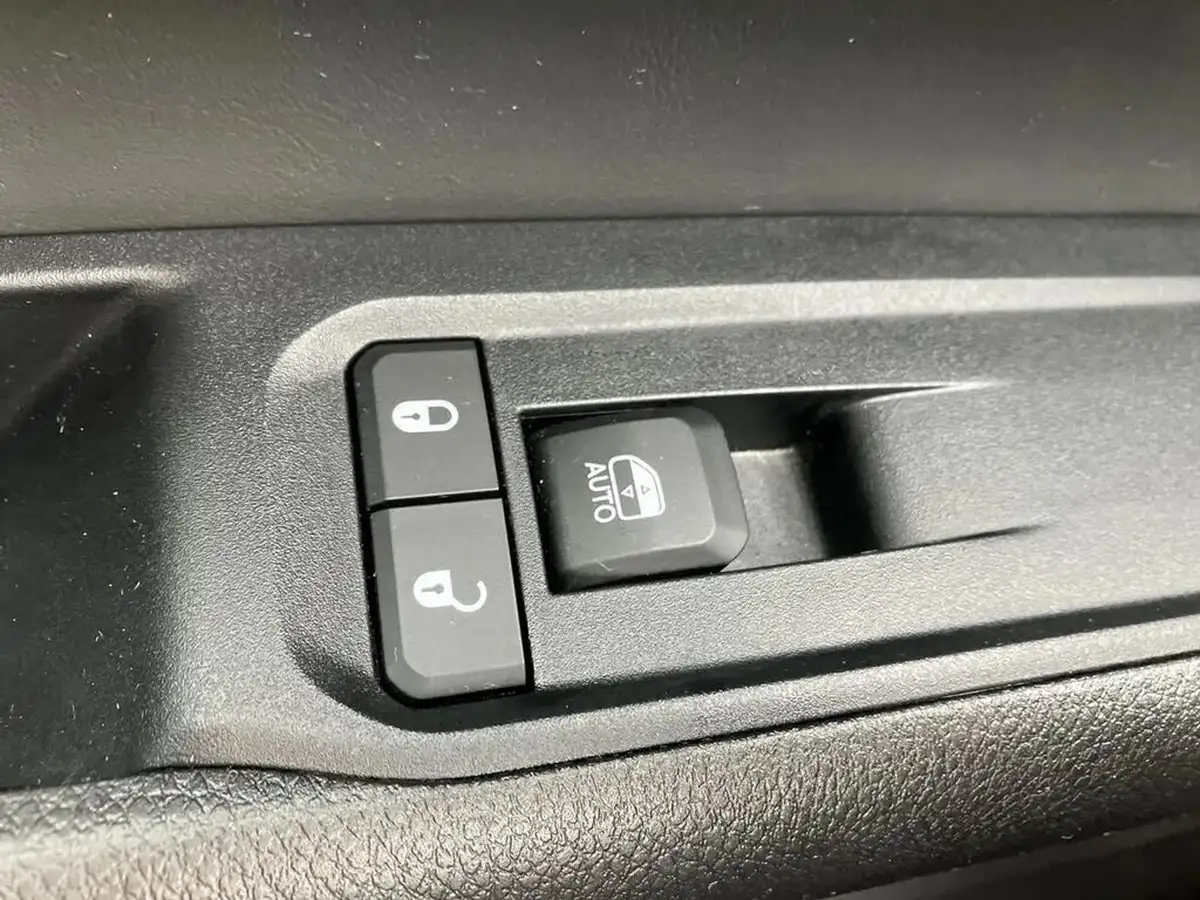 2023-jeep-compass-13-gse-s-big-33