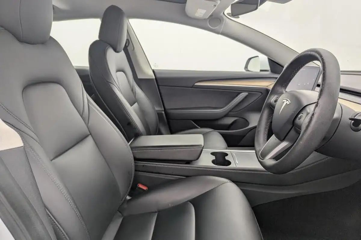 2021-tesla-model-3-e-long-range-4x4-big-2