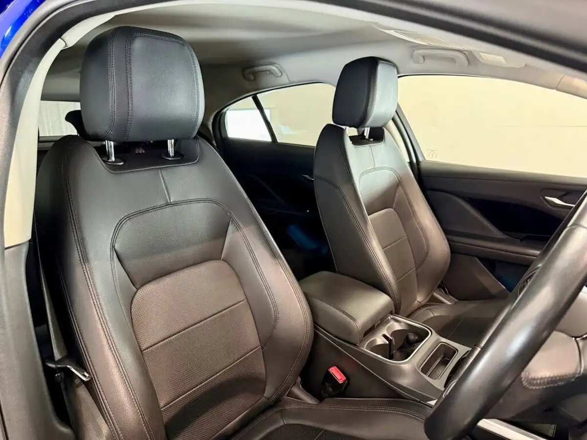 2019-jaguar-i-pace-ev400-s-big-10