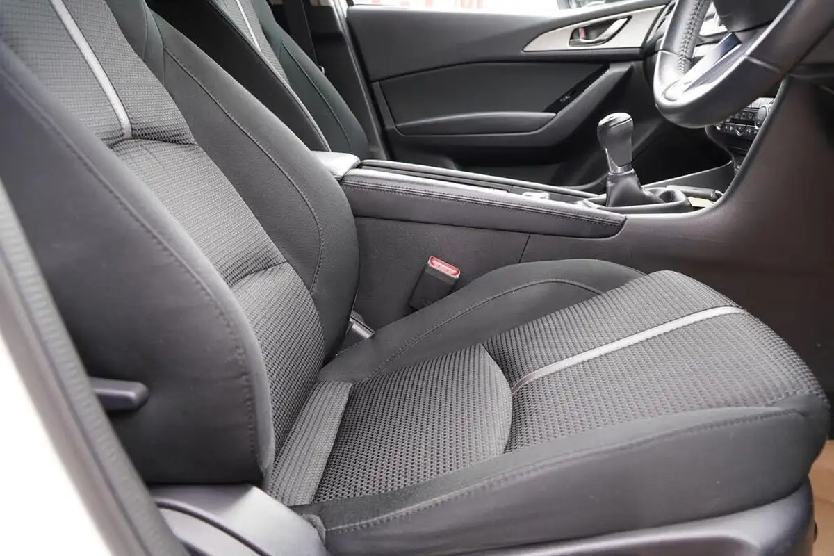 2017-mazda-mazda3-20-se-l-nav-hatchback-5d-big-60