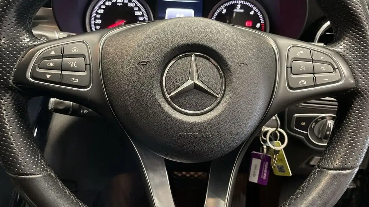 2019-mercedes-benz-glc-class-21d-glc220d-urban-edition-big-17