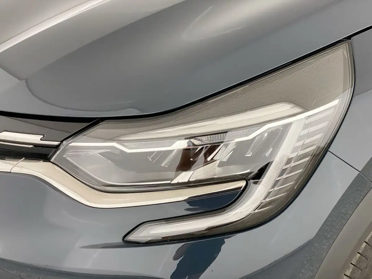 2023-renault-captur-10-tce-techno-big-34