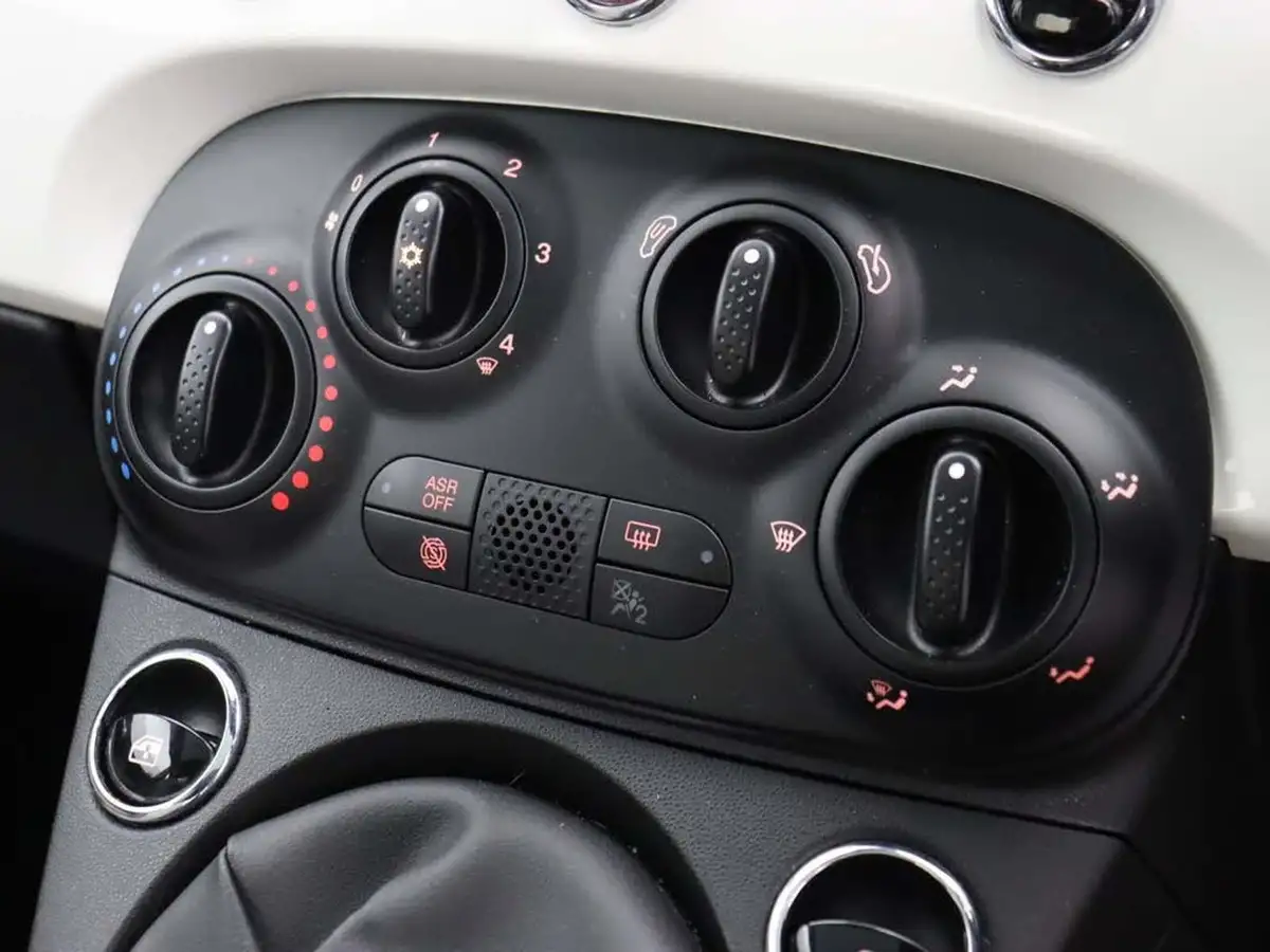2022-fiat-500-10-dolcevita-big-24