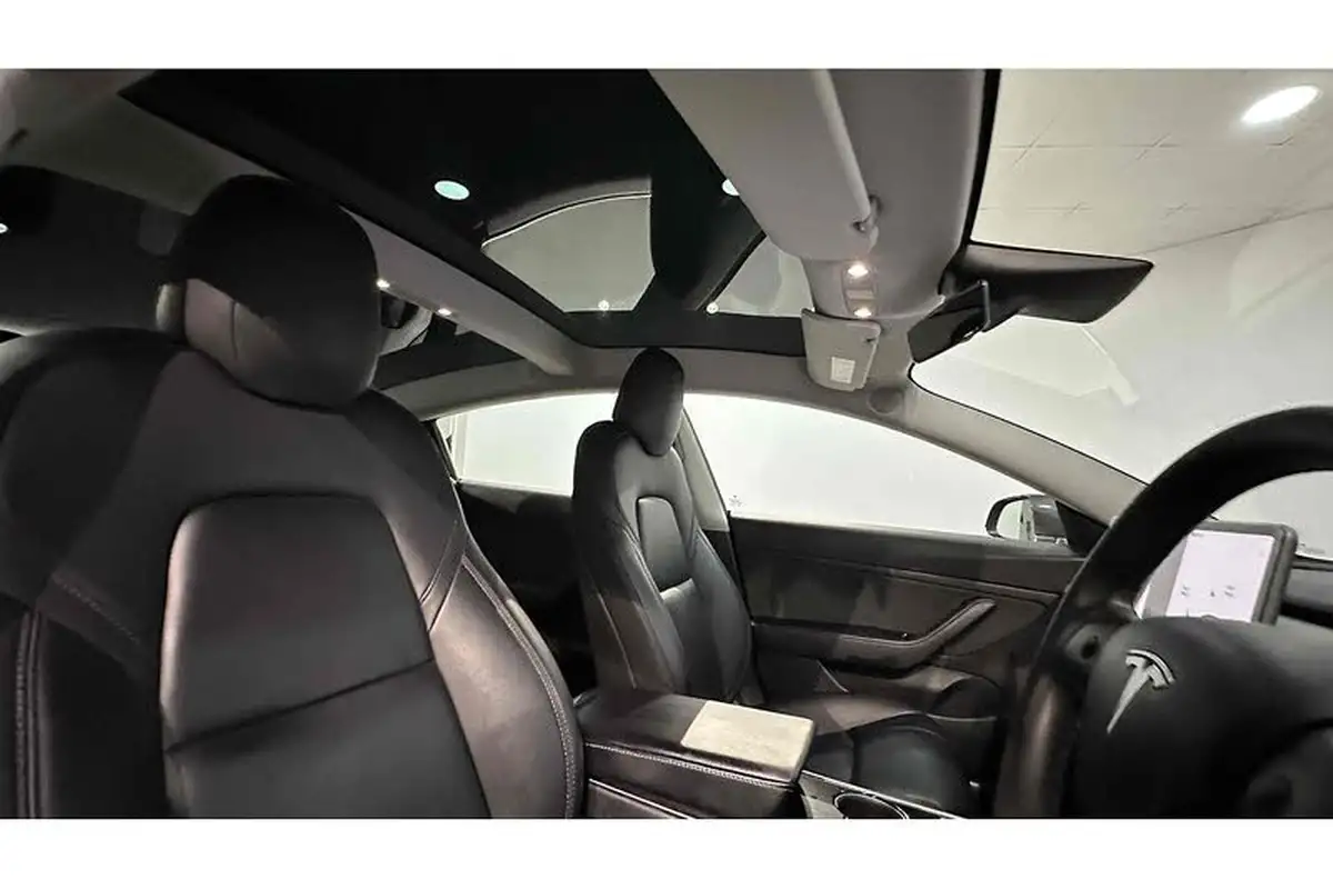 2019-tesla-model-3-e-standard-plus-big-35