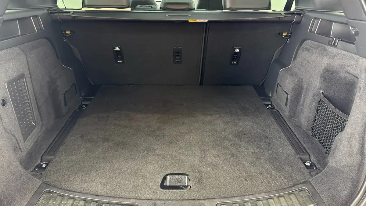 2022-land-rover-discovery-sport-20-d200-r-dynamic-se-big-14