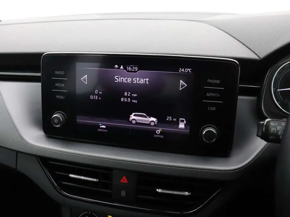 2022-skoda-kamiq-10-tsi-se-109ps-dsg-big-29