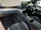 2021-peugeot-3008-suv-12-puretech-gt-eat8-small-6