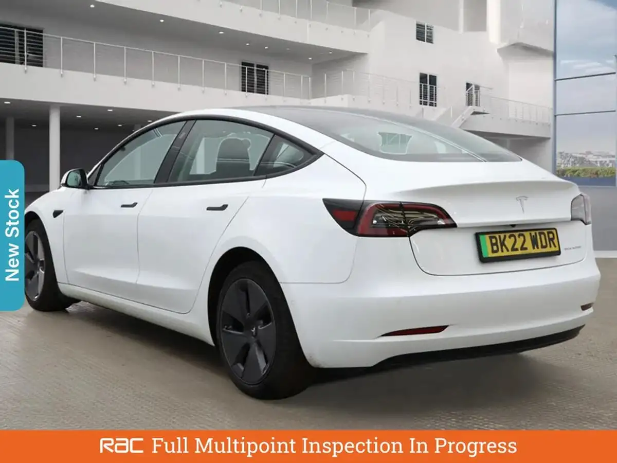 2022-tesla-model-3-e-long-range-big-1