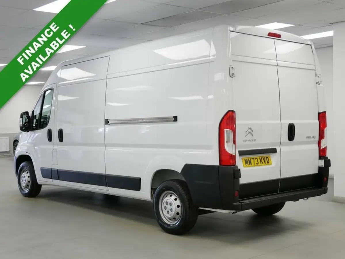 2023-citroen-relay-22bluehdi-35-l3h2-enterprise-edition-panel-big-9