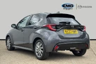 2023-mazda-mazda2-15-select-small-4