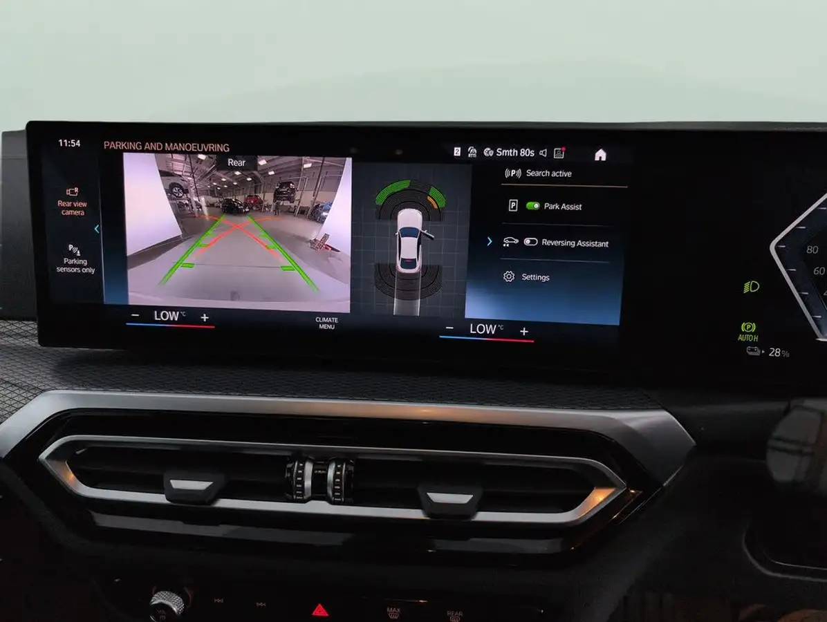 2022-bmw-i4-e-edrive40-m-sport-big-6