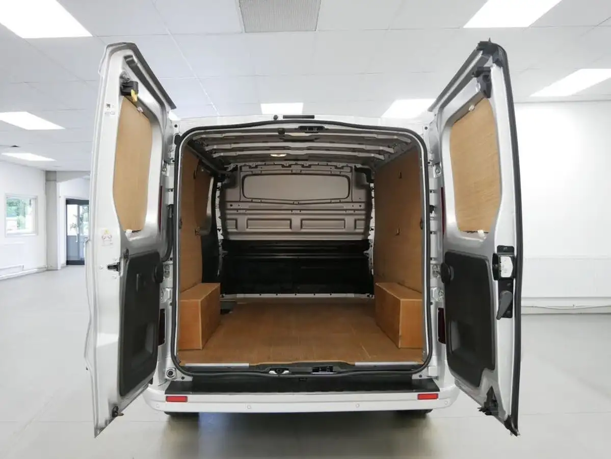 2019-renault-trafic-16dci-sl27-120-premier-edition-panel-big-3
