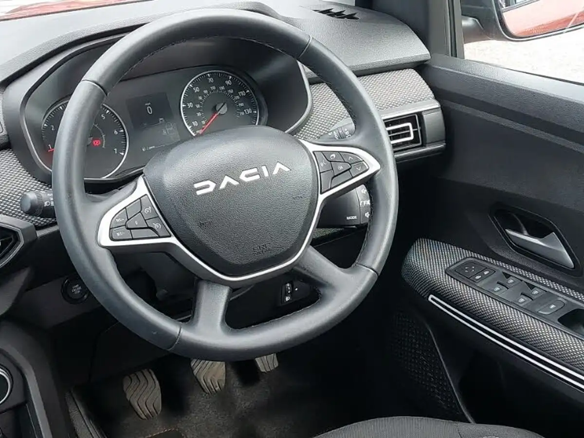 2023-dacia-jogger-10-tce-extreme-se-big-9