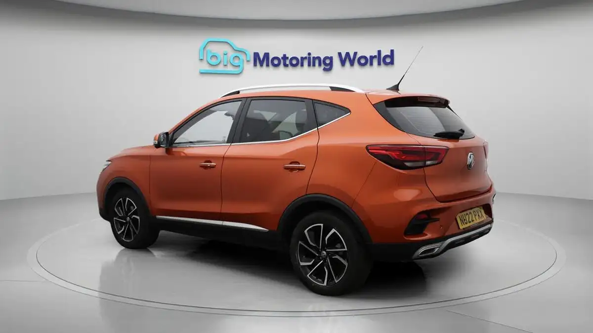 2022-mg-zs-suv-10t-gdi-exclusive-big-5