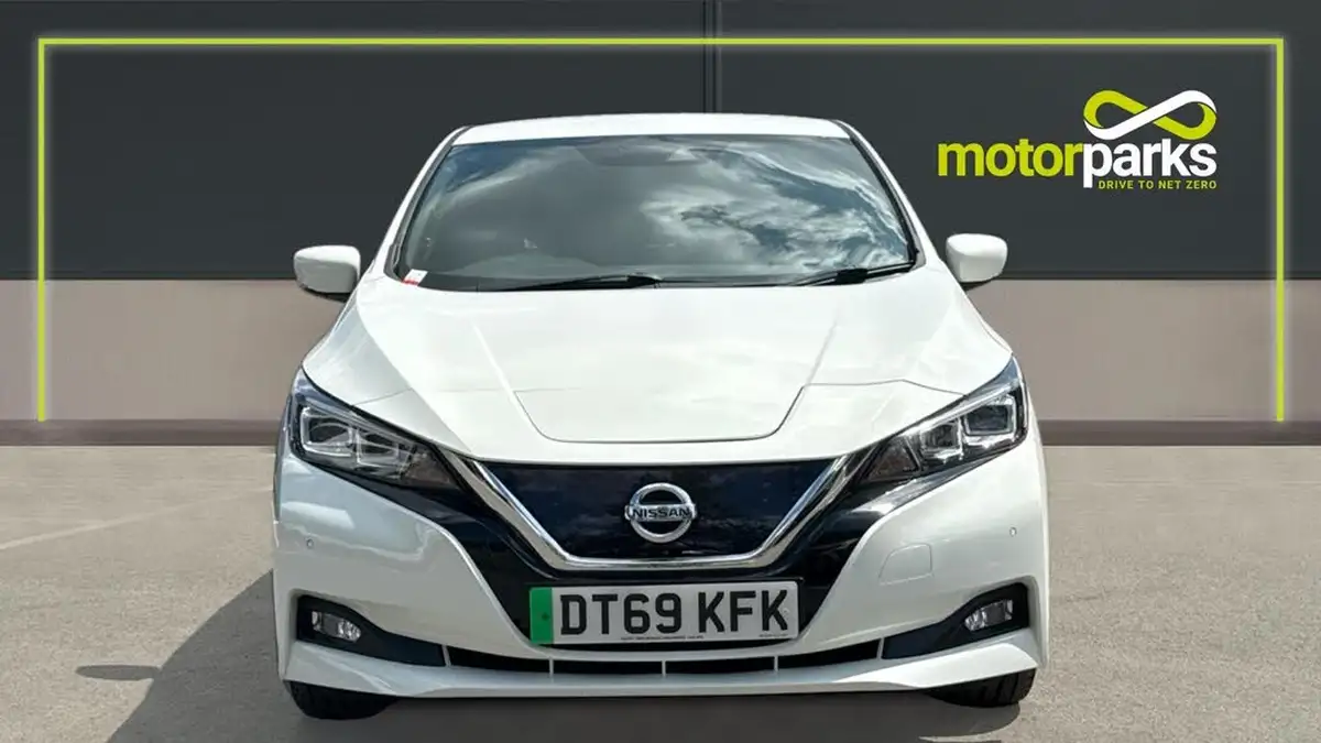 2020-nissan-leaf-e-tekna-big-7