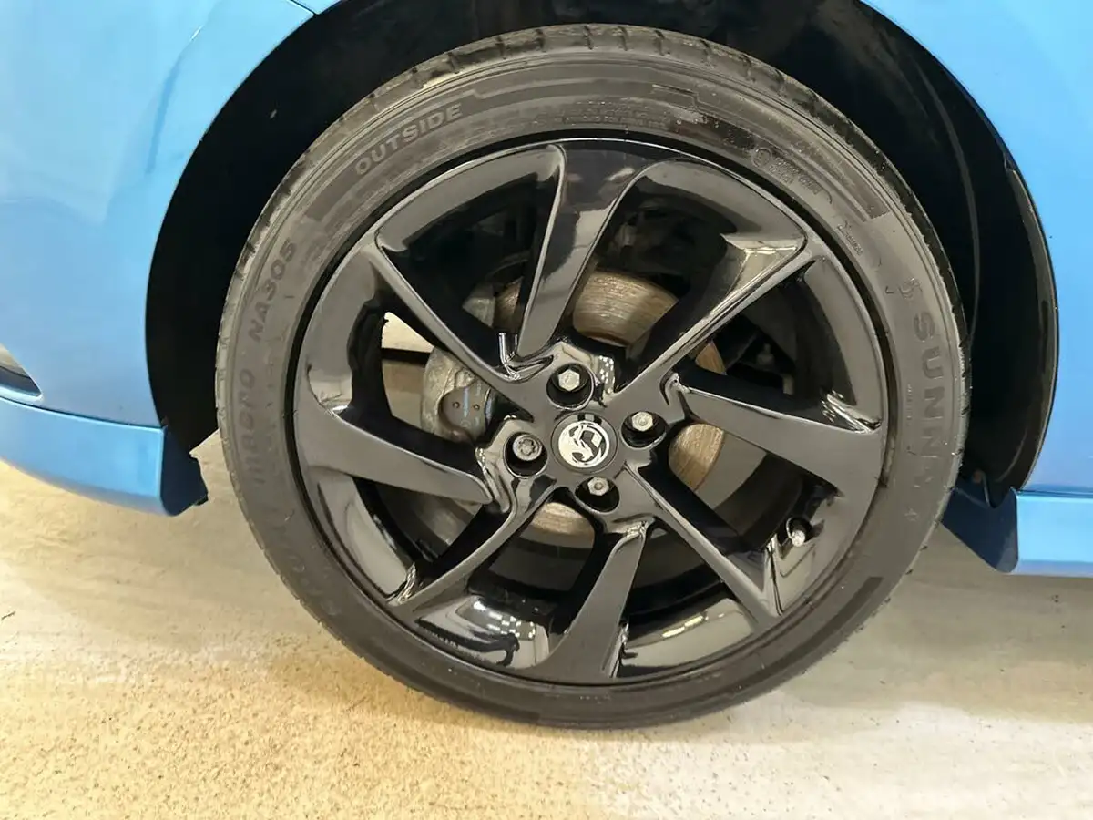 2019-vauxhall-corsa-14i-sri-vx-line-nav-black-90ps-5d-big-30