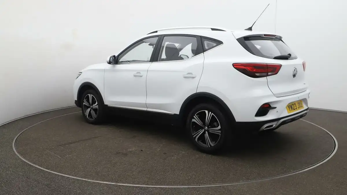 2023-mg-zs-suv-15-vti-tech-excite-big-5