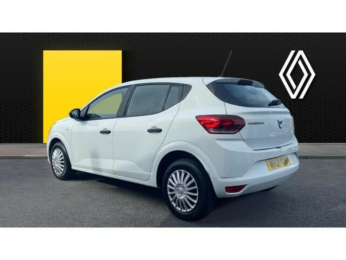 2021-dacia-sandero-10-tce-essential-90bhp-big-1