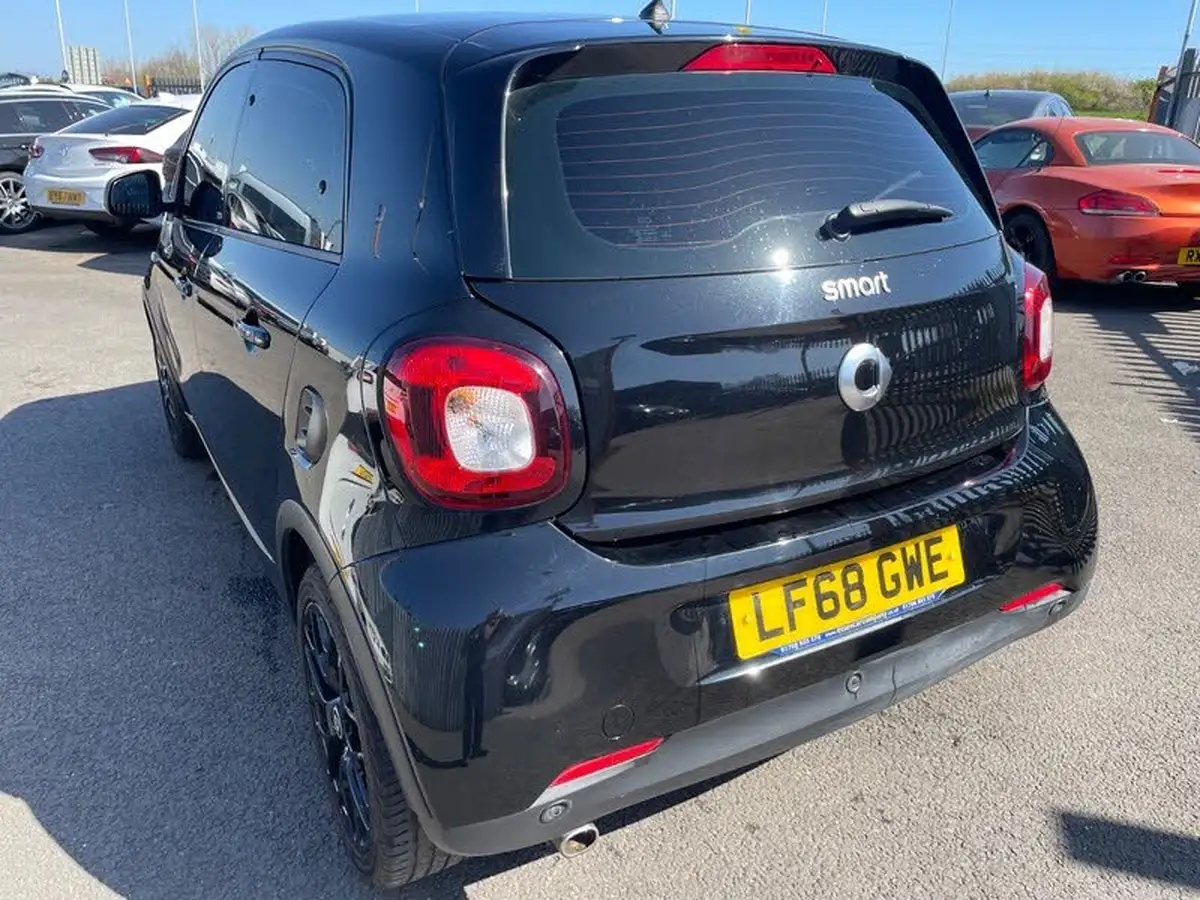 2018-smart-forfour-10-prime-sport-premium-twinamic-big-9